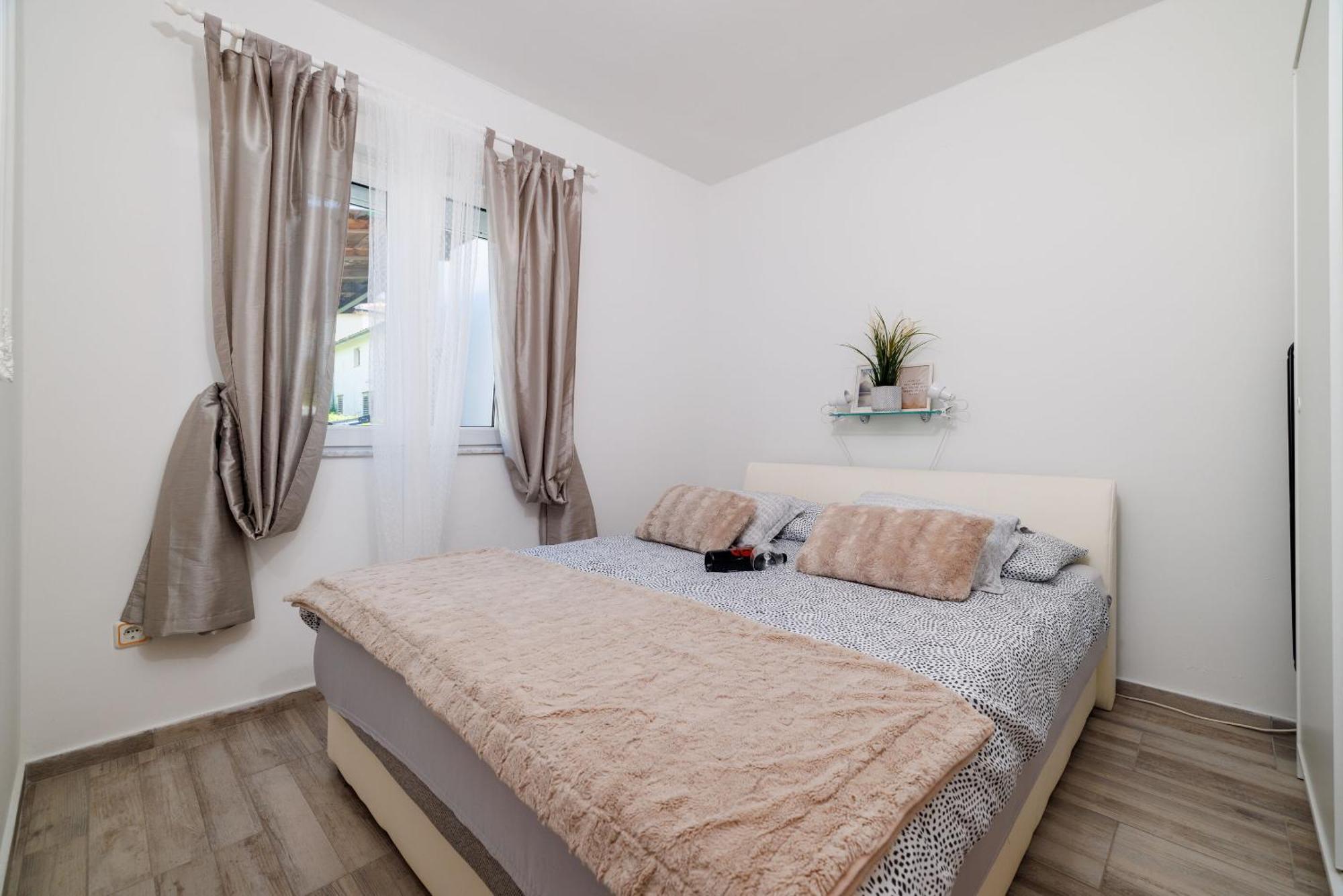 Apartments Luna Crikvenica Bagian luar foto